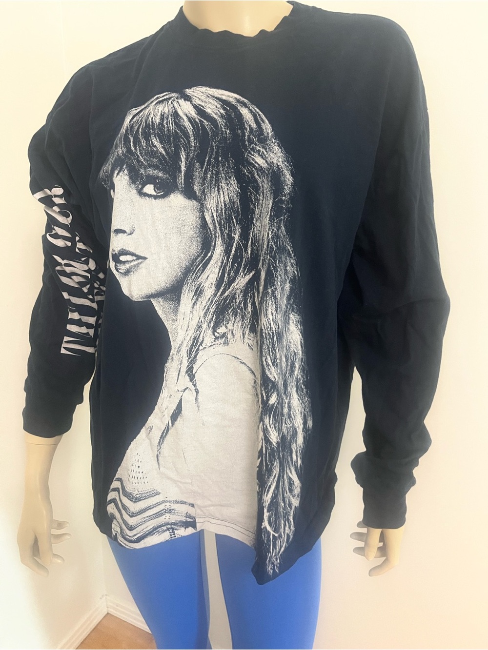 Taylor Swift Black Long-Sleeve Graphic Tee with White Portrait